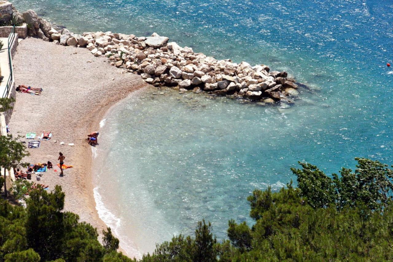 Apartments With A Parking Space Brela, Makarska - 18495 Exterior photo